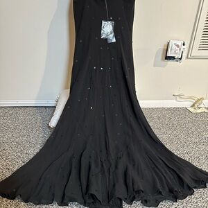 NWT : ELEGANT Black Social Dress size 5/6
